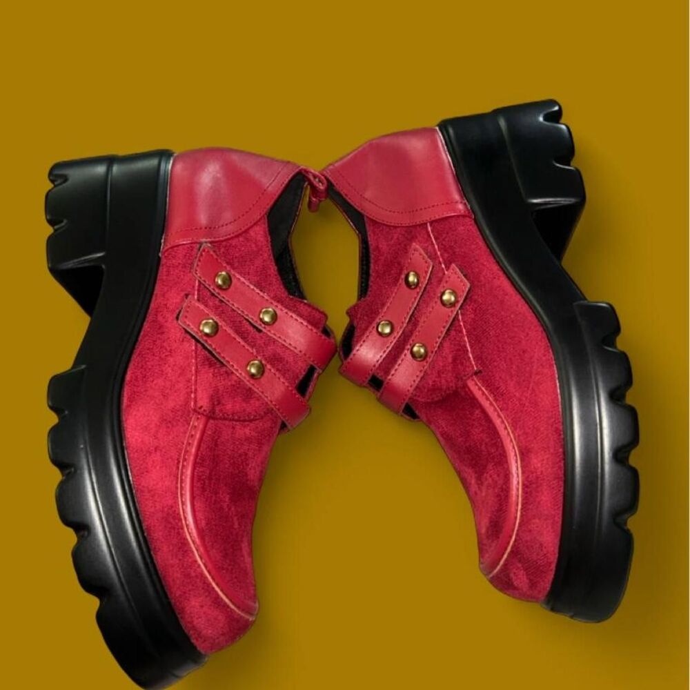 Red Faux Suede Chunky Platform Buckle Loafers Studded Y2K Shoes EU 40 US 8.5